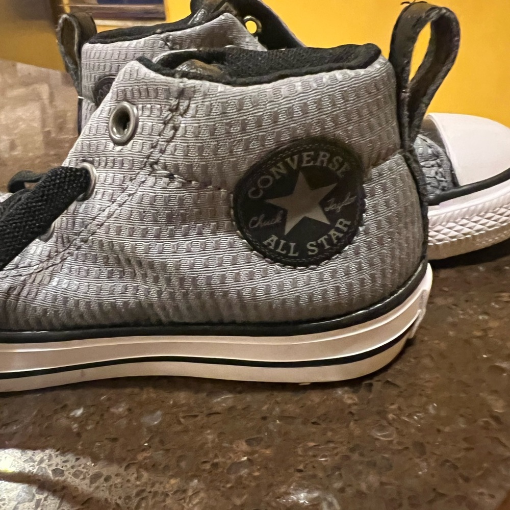 Converse gym shoes for toddler
